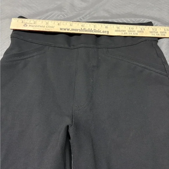 SPANX Women’s Capris 22” Black Pants Size XS - Picture 4 of 6